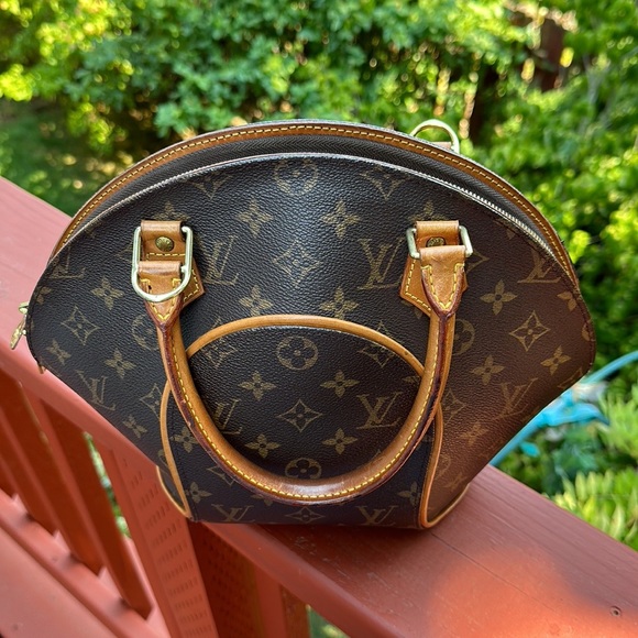 Meet your Posher, Chona - Picture 5 of 8